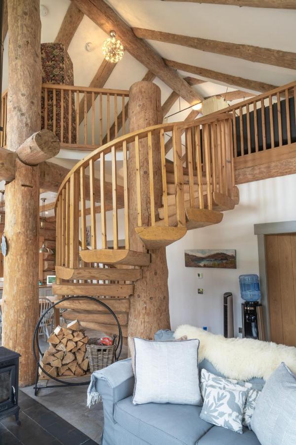 Wild Nurture Eco Luxury Offgrid Log Cabin フォート・ウィリアム エクステリア 写真