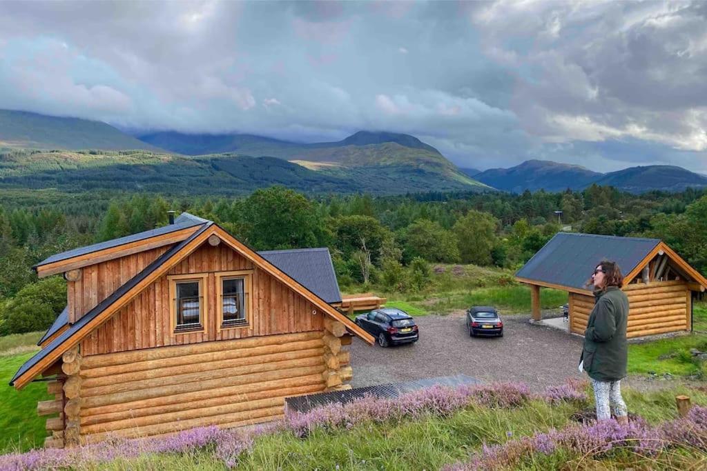 Wild Nurture Eco Luxury Offgrid Log Cabin フォート・ウィリアム エクステリア 写真