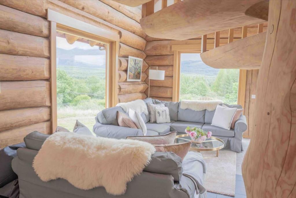 Wild Nurture Eco Luxury Offgrid Log Cabin フォート・ウィリアム エクステリア 写真