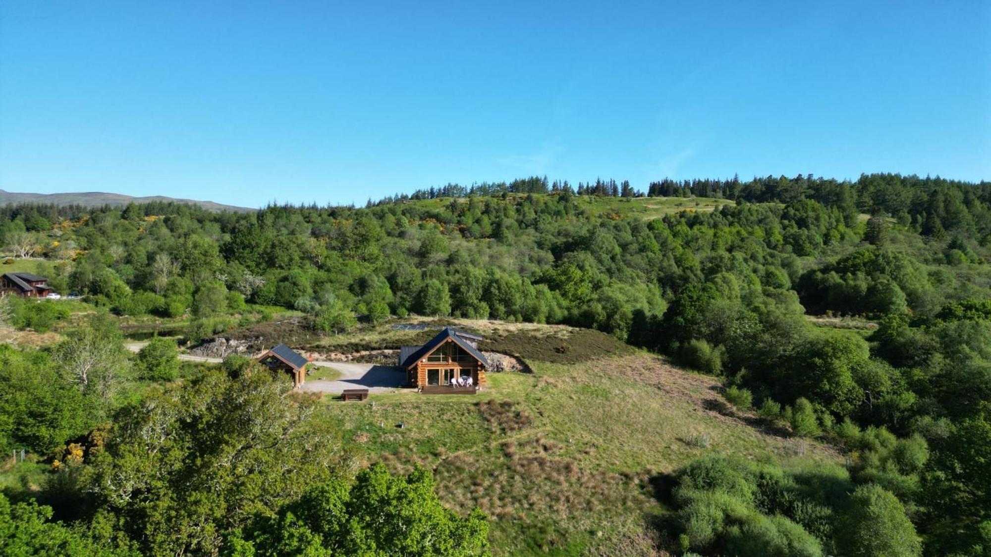 Wild Nurture Eco Luxury Offgrid Log Cabin フォート・ウィリアム エクステリア 写真